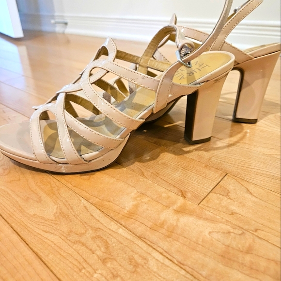 Naturalizer Platform Sandals - Picture 4 of 5